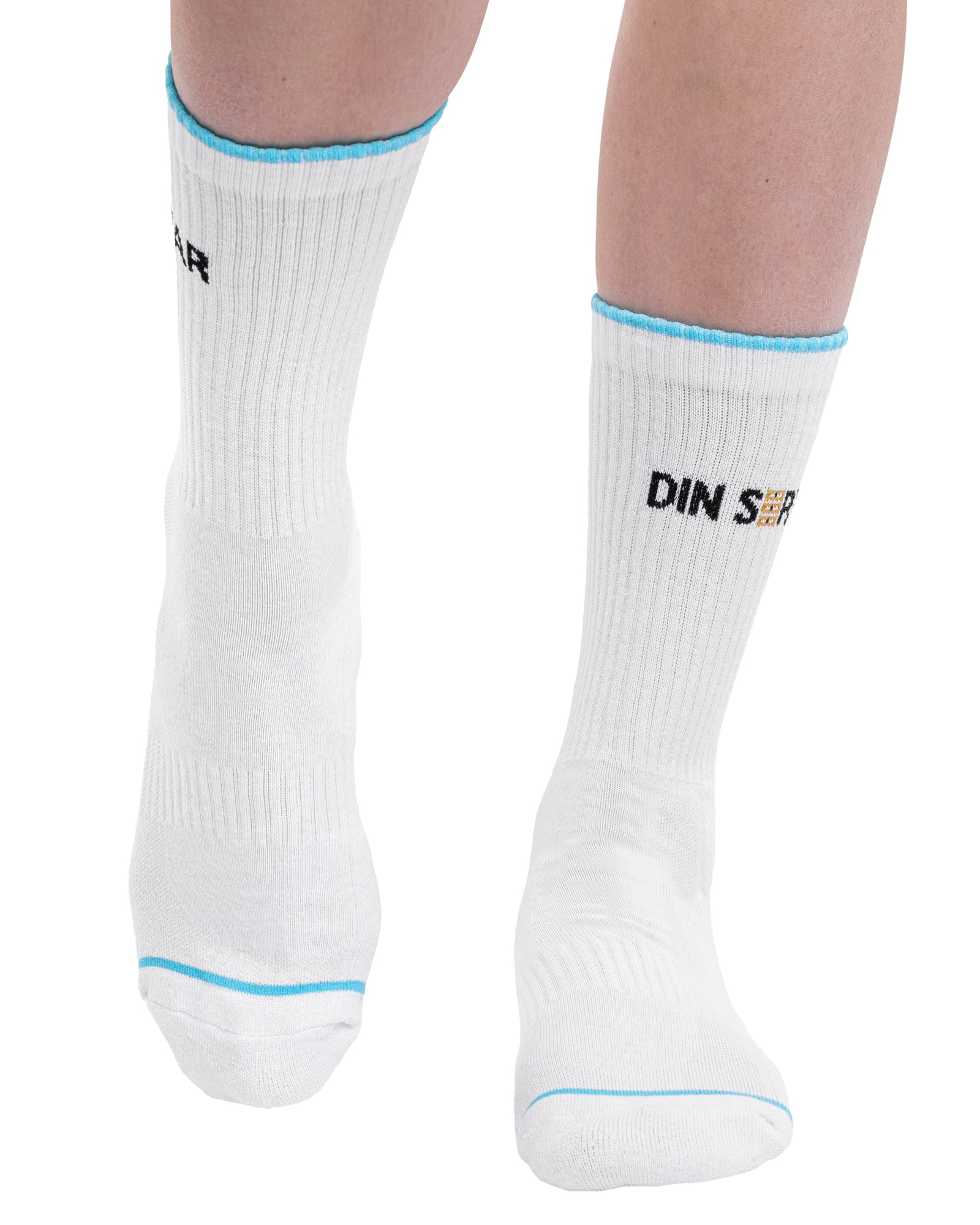 Set of 3 pairs of seamless long cotton socks for women in white