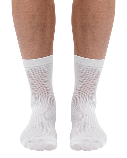 Set mit 12 Paar atmungsaktiven Herrensocken aus gekämmter Baumwolle in mittlerer Größe