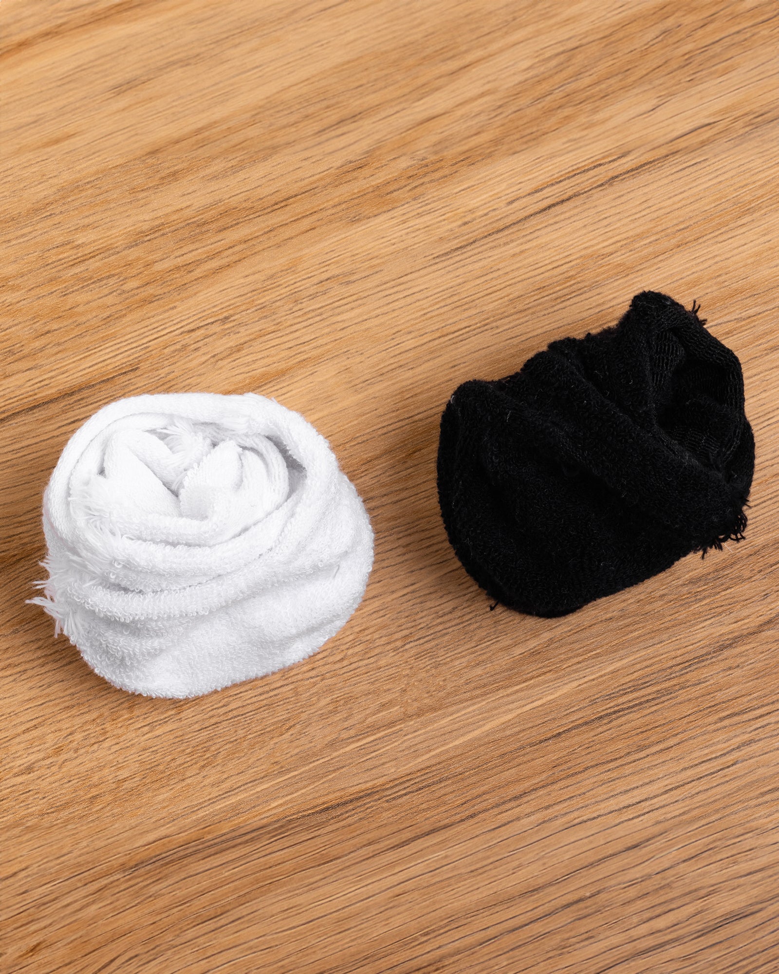 Set of 6 pairs of seamless black cotton socks for men